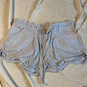 Abercrombie & Fitch Womens Striped Shorts